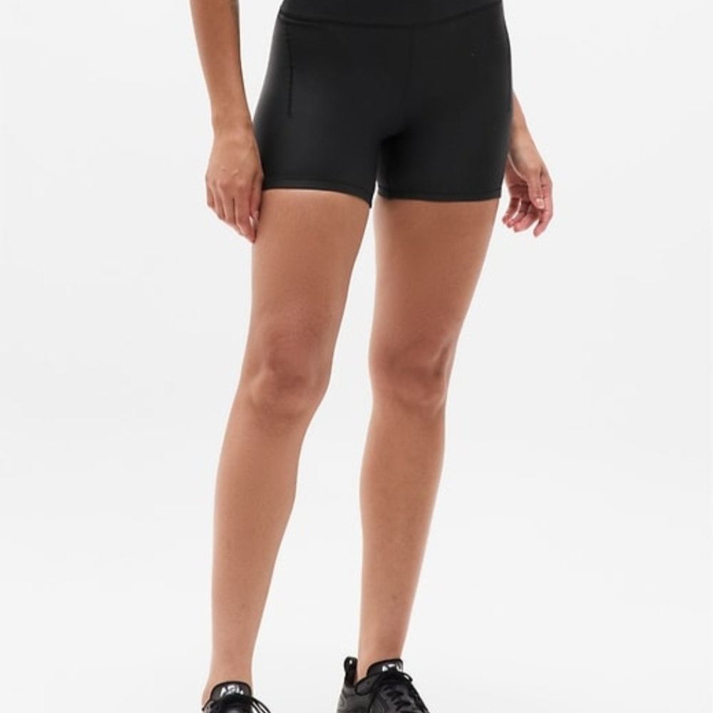 Athleta Women's Athletic Shorts - Black
